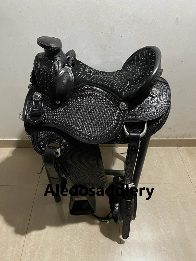 Selle Western Ranch Cuir Marron Sculptée Main – Tailles 15 à 18 Pouces