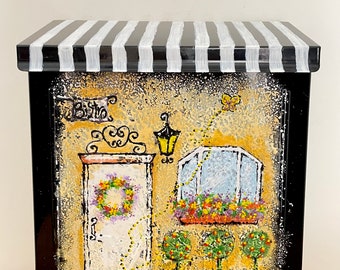 Hand-Painted Bistro Floral Wall-Mounted Mailbox: Personalized Custom Decor