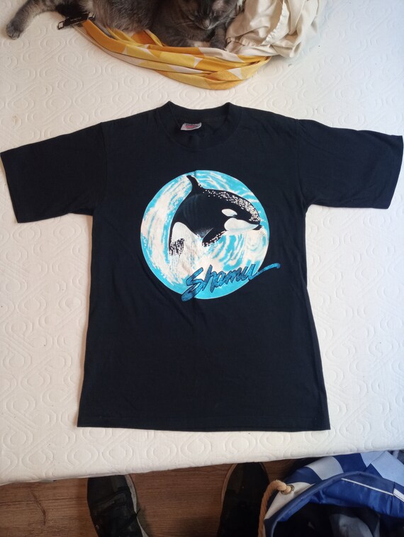 90's Shamu SeaWorld tee . Single stitch