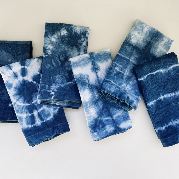 indigo dots napkins main image 0