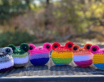 Crochet Pride Frog Amigurumi