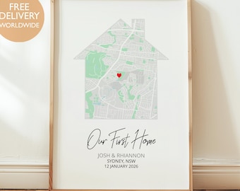 Unser erstes Zuhause, Einweihungsgeschenk für Paare, neues Zuhause Geschenk, personalisiertes neues Zuhause Geschenk, unsere erste Hauskarte, erstes Haus Geschenk, Home Art Decor
