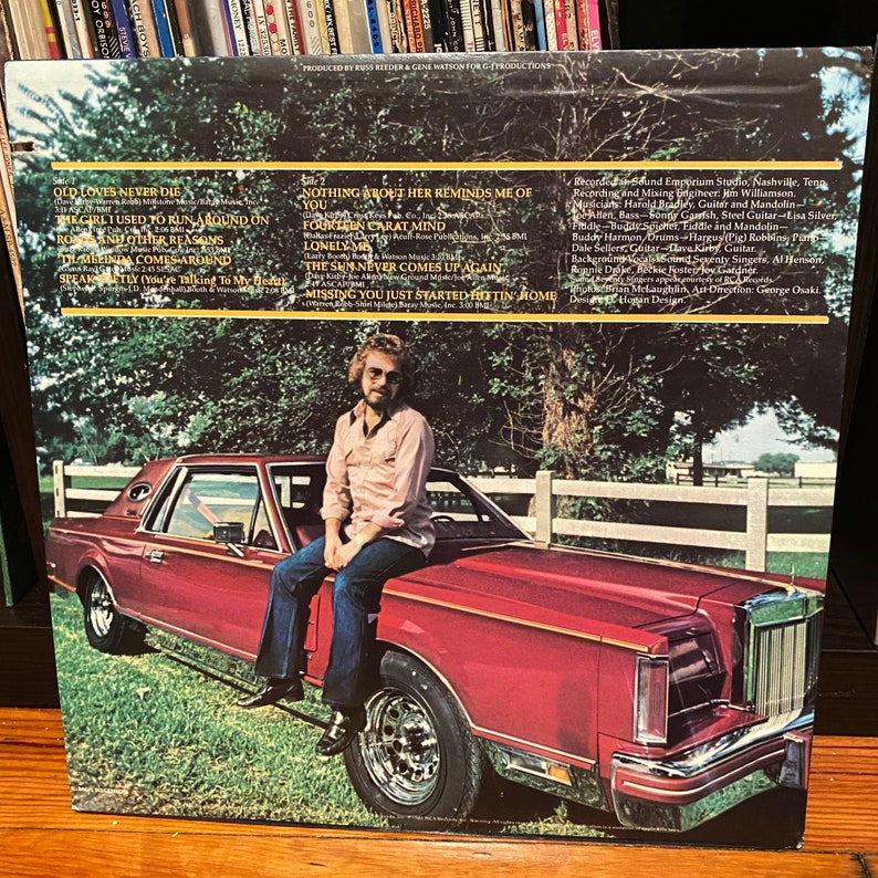 Country Music Legend! GENE WATSON Autographed MCA-27066 \u201cOld Loves Never Die\u201d Vintage Record Album