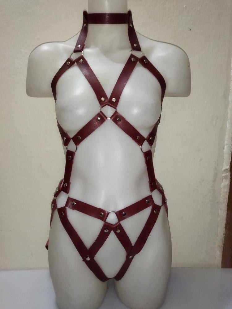 Faux leather Cross-Cleavage Harness