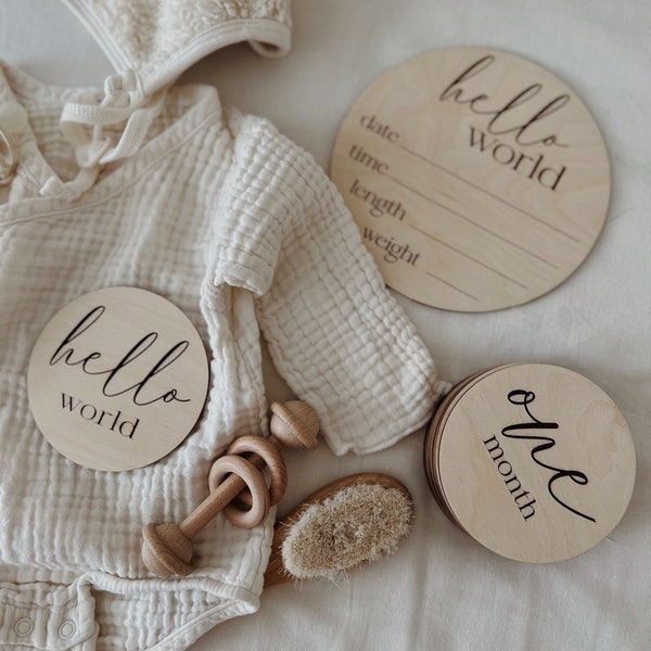 Milestone cards, Wooden baby photography prop,meilenstein karten,hello world,birth announcement disc,wooden milestone disc,baby arrival sign