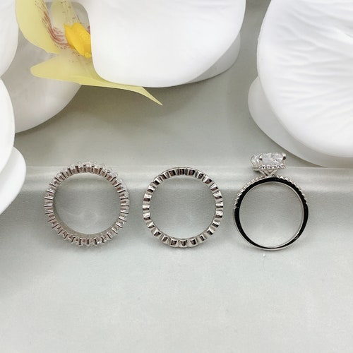 2 Ct Halo Cushion Cut Minimalist Engagement Ring Wedding Ring Set Pave Band Promise Ring, Cocktail Ring Diamond Stimulant CZ in shops 925 silver