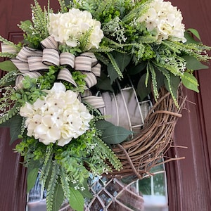 26”x20” Hydrangea Wreath, Everyday Wreath, Spring Wreath, Summer Wreath, Floral Wreath, Greenery Wreath, Front Door Wreath, Farmhouse Wreath