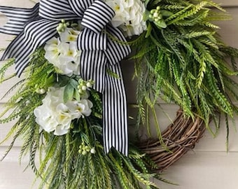 32”x26” Hanging Saw Grass Wreath, Spring Wreath, Summer Wreath, Farmhouse Wreath, Everyday Wreath, Greenery Wreath