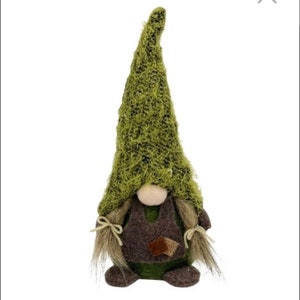 10&quot; Gnome Girl - Green / Brown