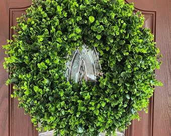 24” boxwood wreath green, greenery wreath, wedding wreath, year around wreath, farmhouse wreath