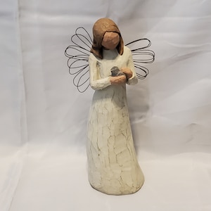 Willow Tree Figurine &quot;Angel of Peace&quot; (Retired)