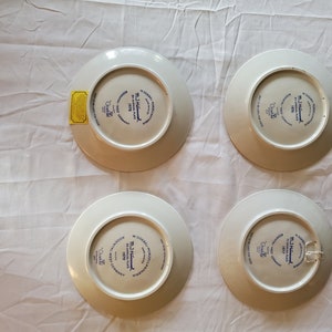 Vintage MJ Hummel Annual Plates 1970s Sold Individually image 2