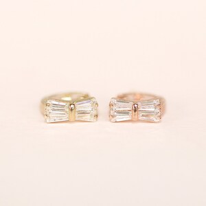 14K Solid Gold Cubic Ribbon Cartilage Helix Inner conch sung tragus Hoop Earring 20G