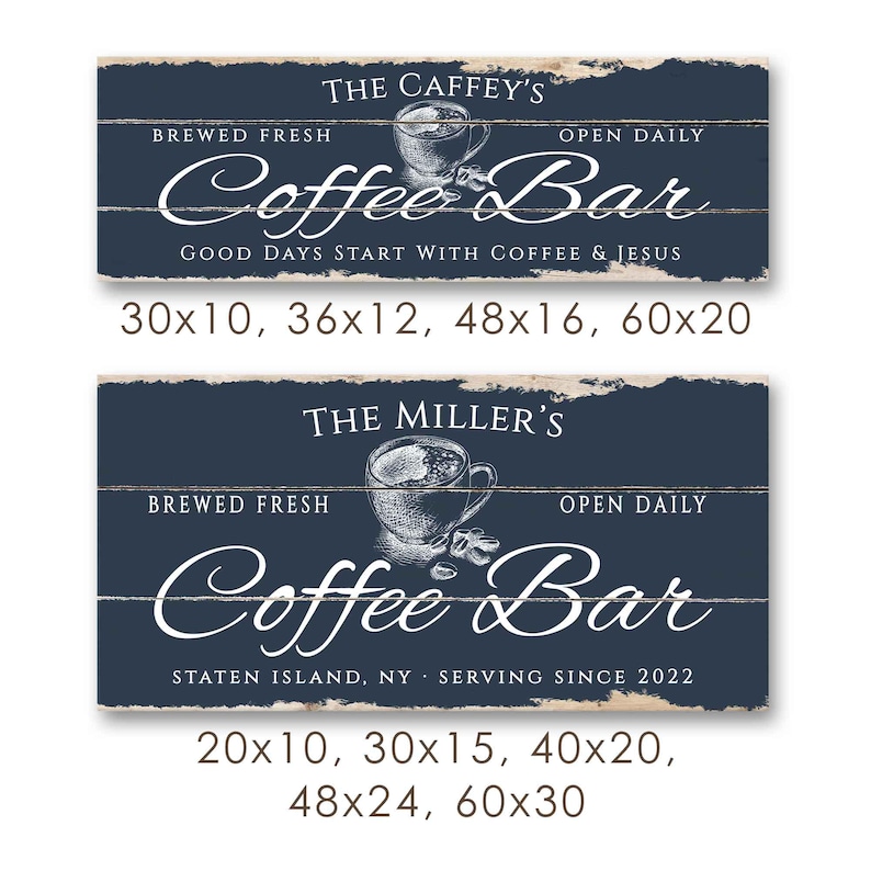 Pode incluir: Duas placas de madeira azul marinho com texto branco. A placa superior diz "The Caffey's Coffee Bar" com "Brewed Fresh" e "Open Daily". A placa inferior diz "The Miller's Coffee Bar" com "Serving Since 2022".