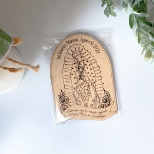 Recuerdo de Bautizo personalizado con iman, imán personalizado favor de bautismo, Recuerdo Virgen de Guadalupe, favor de Nuestra Señora de Guadalupe.