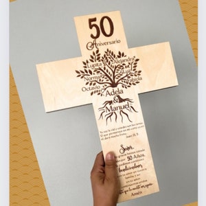 Cruz de 50 Aniversário, presente cruz de aniversário, presente de bodas de ouro, Cruz de madeira, presente de bodas de prata.  50 aniversário