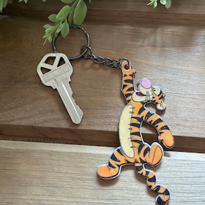 Tigger Keychain, Winnie the Pooh, Keychain, Key Accessories, Gifts, Keychain Gift, Christopher Robbin, Childhood, Pooh Bear, Tigger Chain