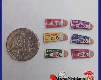 Miniature Fruit Pie in 1:12 Scale