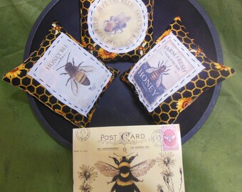 Primitive -Folk Art-Vintage-Farmhouse Honey Bee--Bowl Fillers-Cupboard Tucks-ornies- This is a set of 3 with 1 postcard