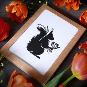 Lot de 5 cartes sur les écureuils printaniers