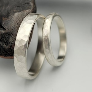Hammered Wedding Ring Set, Silver Wedding Band Set, His and Her Rings, Couples Gift, Brushed Engagement Rings, Hammered Matching Rings
