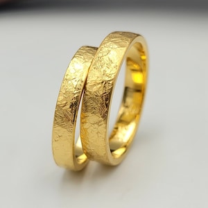 Hammered Wedding Ring Set, Gold Plated Wedding Band Set, His and Her Rings, Couples Gift, Rough Engagement Rings, Hammered Matching Rings