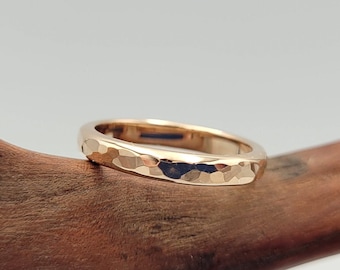 Rose Gold Wedding Ring, Hammered Rose Gold Band, Womens Solid Gold Ring, Unisex 14K Gold Band, Engraved Wedding Band, Gold Ring For Her