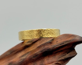 Gold Hammered Wedding Ring, Man's Rough Custom Made Band, Women Rustic Personalized Ring, Engagement Band, Rustic Jewelry, Engraved Ring