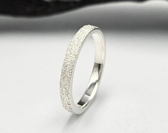 White Gold Wedding Band, 2.5mm Minimalist Unisex Ring, Stardust Textured Jewelry