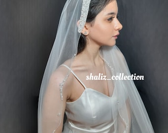 Mantilla Beaded Wedding Veil with scalloped edges, Rhinestone and Crystal veil, Fingertip Veil, Cathedral veil Free Tulle samples