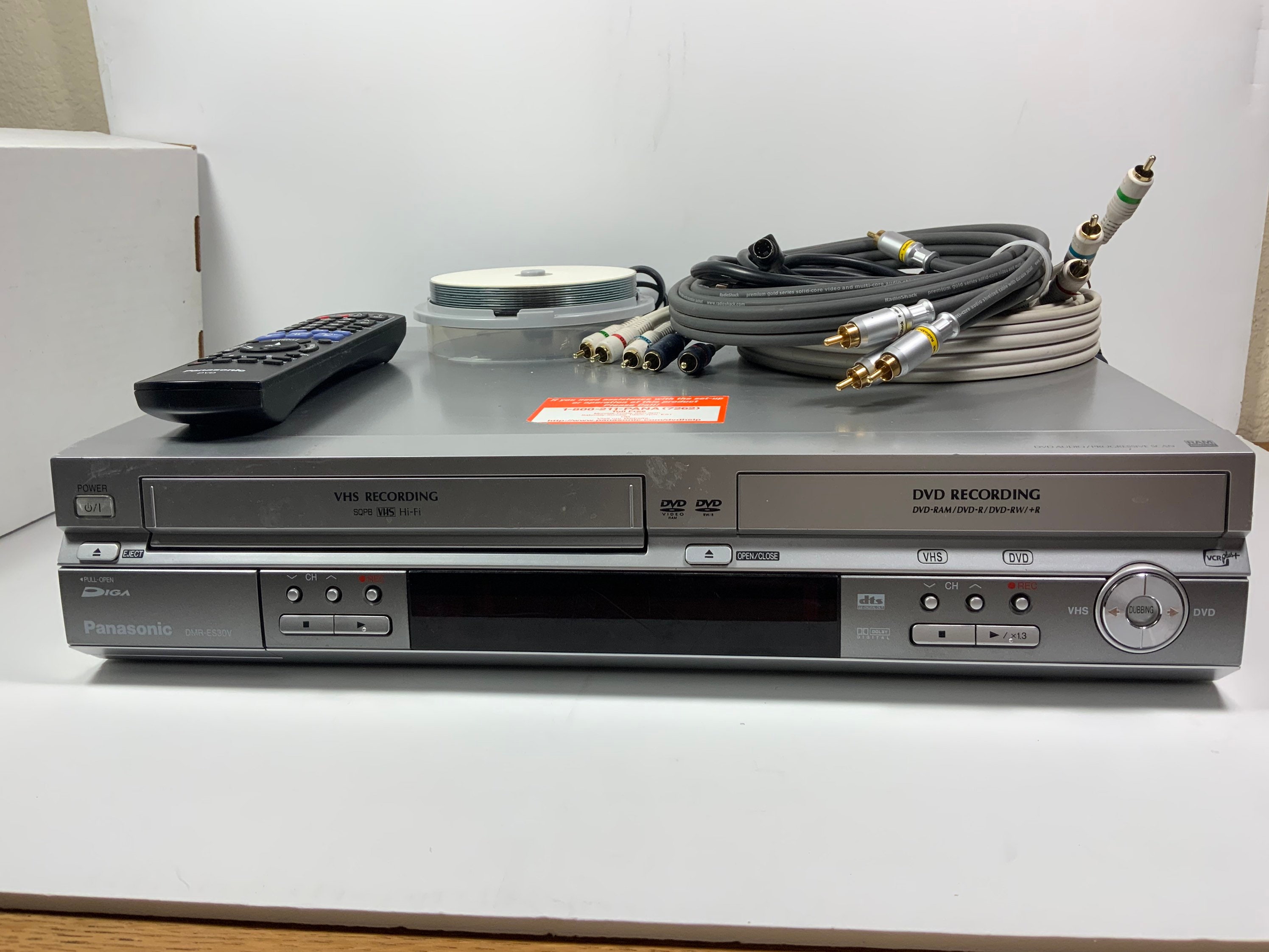 Panasonic DMRES30V DVD/VCR Combo Recorder Convert VHS to DVD