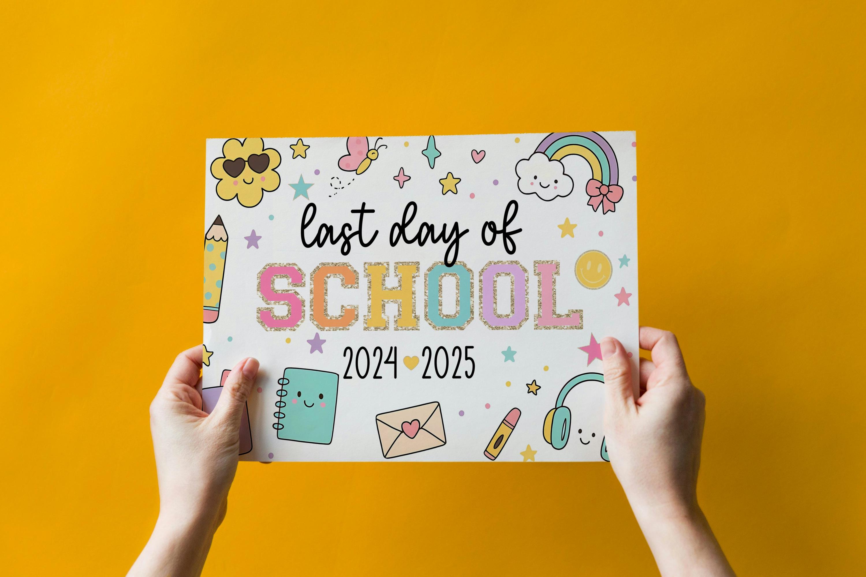 Last Day of School Sign 2024-2025 | Kawaii Pastel Printable (instant ...