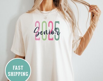 Camiseta unisex teñida con fuente retro vintage Senior 2025, camiseta de graduación, camiseta de la clase de 2025, regalo de último año, graduación de secundaria