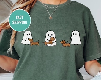 Ghost Trio Halloween Dachshund Unisex T-shirt -  Weenie Dog Lover Tee, Spooky Doxie Owner Gift, Haunted Ghosts Shirt, Fall Season