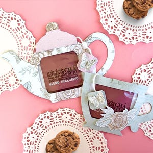 Porta bolsita de té en forma de taza y tetera. Ideal para Día de las madres, bandejas de desayuno, cajas de regalo y más!