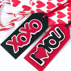 Valentinstagsanhänger für Geschenke. I LOVE YOU Geschenkanhänger im SVG-Format und XOXO-Papieranhänger-Vorlage. Geburtstagsgeschenketiketten für Cricut, Silhouette und ähnliches!