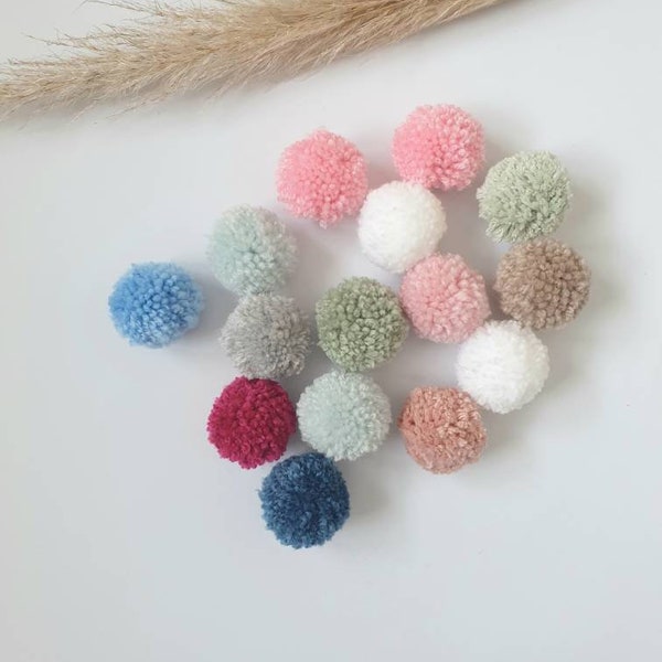 Pompon, Pompons, Wollpompons, Geschenkidee, Dekoartikel, Handmade, Wollkugel Schultüte Deko