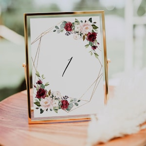 Modèle de numéro de Table de mariage floral Bordeaux Blush, numéros de Table imprimables 4 x 6 et 5 x 7, modèle de mariage cartes numéro de Table modifiable