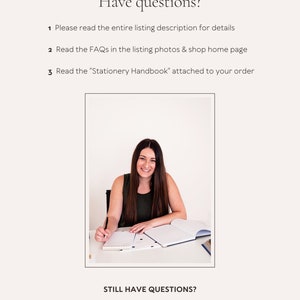 Puede incluir: Una mujer sentada en un escritorio, sonriendo y escribiendo en un cuaderno. La imagen incluye el texto "&iquest;Tiene preguntas?" e instrucciones para leer la descripci&oacute;n del anuncio, las preguntas frecuentes y el Manual de papeler&iacute;a. Un bot&oacute;n dice "Haga clic en el bot&oacute;n 'Mensaje al vendedor'."