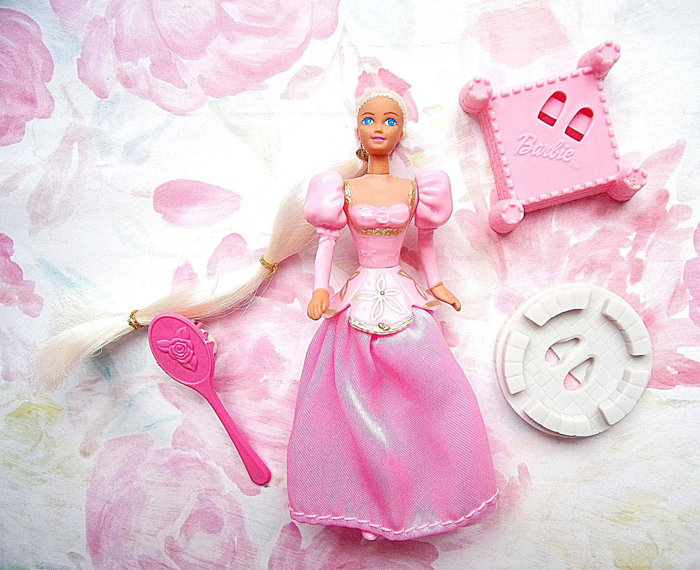 Barbie - 絶版・Barbie Rapunzel ☆プリンセスベッド・おまけ付き Barbie Rapunzel Princess Fairy Tale Collection Musical Dream