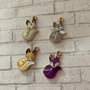Enamel fox Charm