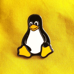 Tux the Linux Penguin Enamel Pin, Cute!