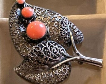 Vintage Lacy Silver Filigree Metal Leaves Brooch Coral Glass Cabochon Berries