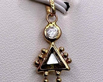 Pendentif petite fille en or jaune 14 carats pour femme, pierre de naissance, pierre de naissance d'août