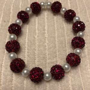 red and white stretch bracelet, pretty simple jewelry gift dainty bracelet festive colors for all year