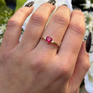 Vintage Art Deco 0.74 Carat Yellow Gold Ruby Heart Promise Ring Women Wedding Engagement Heart Ring 925 Sterling Silver 7mm