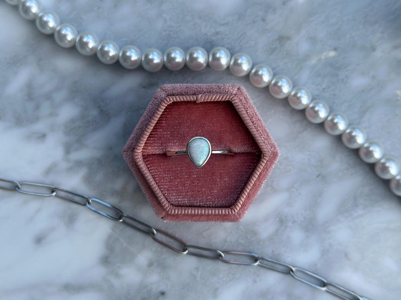 Oxidierter Sterling Silber Tropfen-Ring: Solitär Weißer Opal 9 mm Bild 7