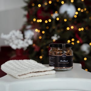 Naturligt bibrödgranulat med stor vit våffellinnepåse - Plastfritt eko-presentset