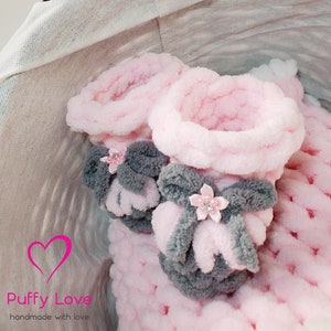 Baby Booties Crochet - Knitted Baby Booties - Baby Shower Gift - Newborn Gift - Receiving Gift - New Mom Gift - Baby Home Booties