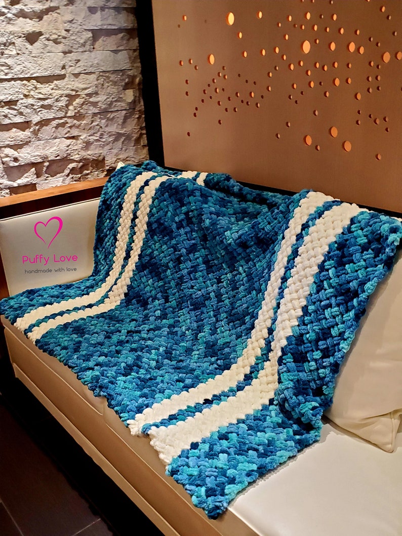 Chunky Knit Blanket Bed Cover Blanket Turquoise Chunky Blanket Hand Knit Blanket Large Throw